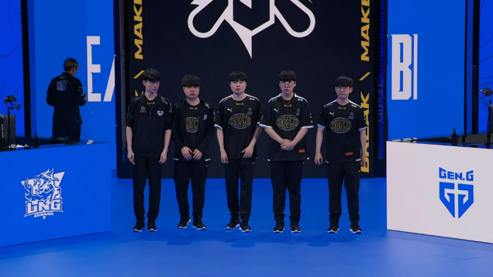 被许多行业 被许多行业