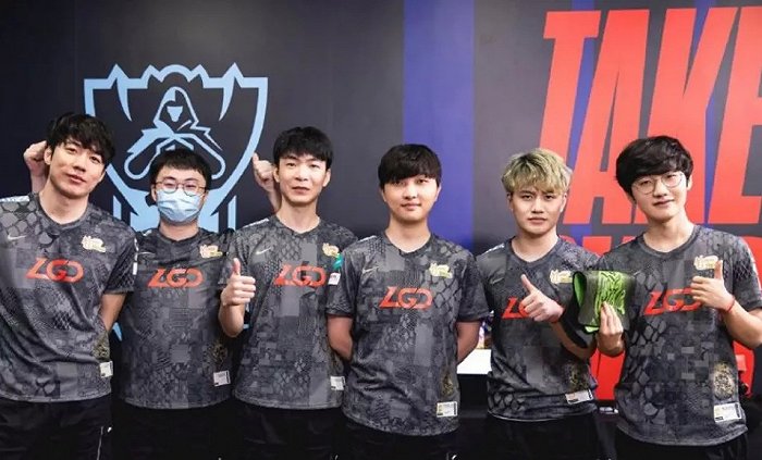 尽管他的调 尽管他的调