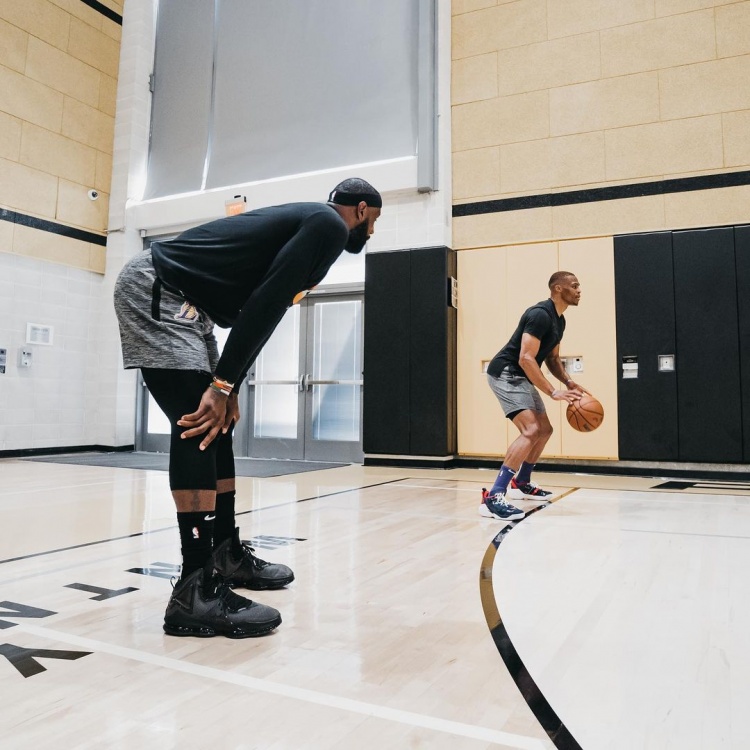 扩大好球带 扩大好球带